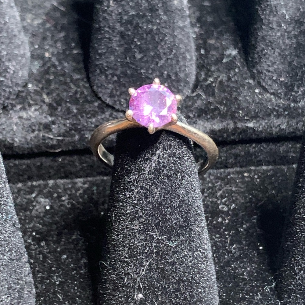 Classic Solitaire Purple Gem Ring - image 1